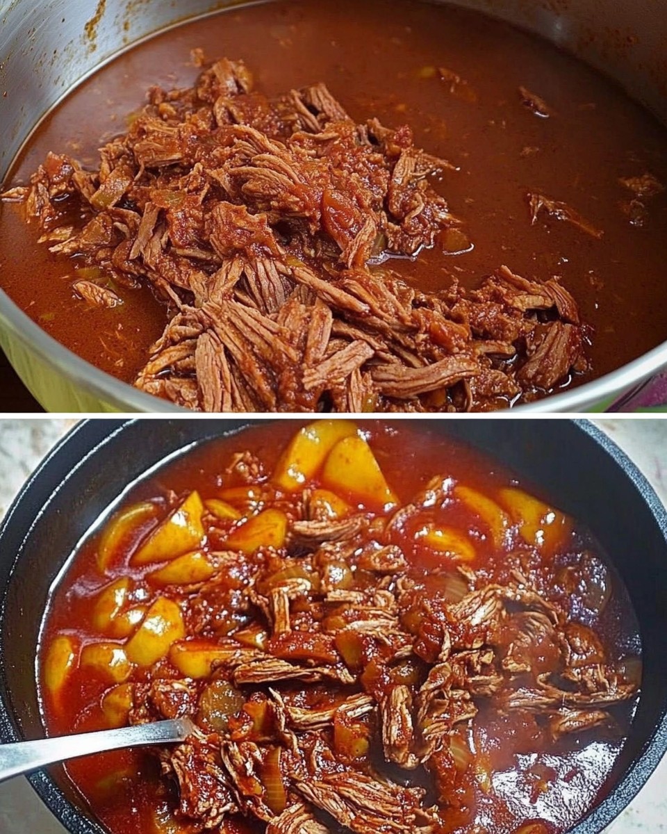 Carne deshebrada en chile guajillo cocida lentamente en salsa espesa con trozos de papa